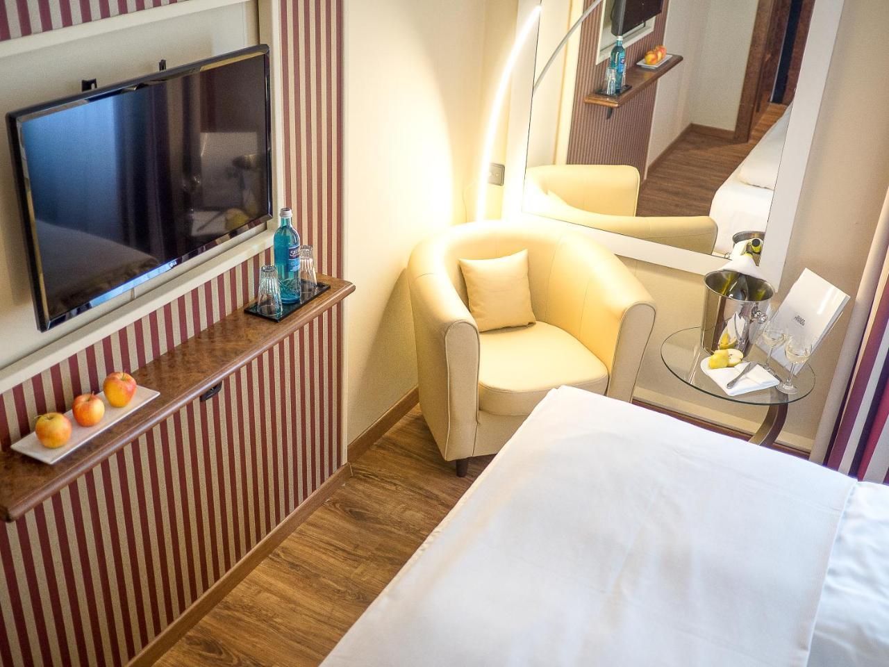 Hotel Primula Troisdorf Dış mekan fotoğraf