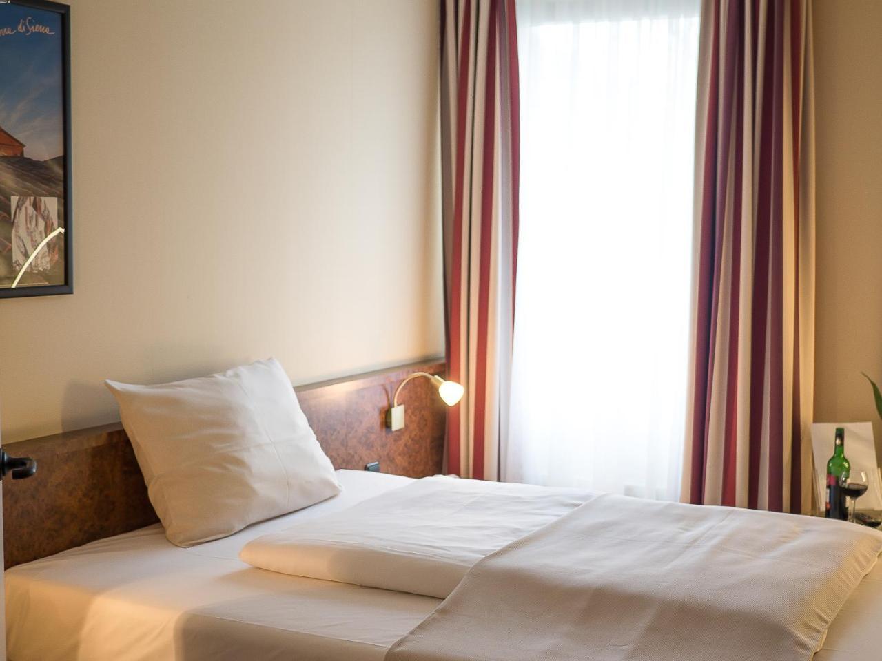 Hotel Primula Troisdorf Dış mekan fotoğraf